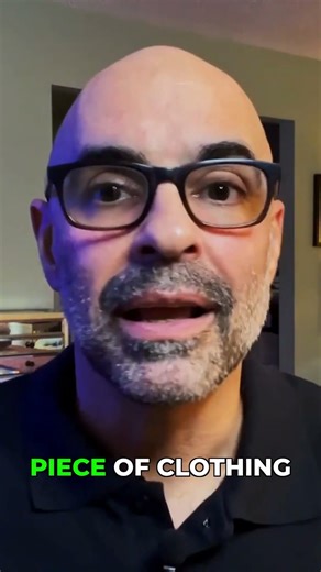 Every detail in movies means something #filmanalysis #cinema #moviebreakdown