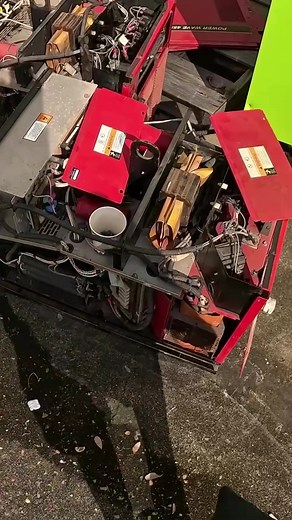 Discovering Lincoln Electric Welders While Dumpster Diving