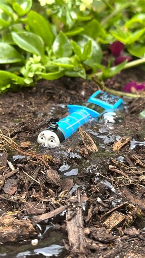 Gordon Is Stuck In The Mud #thomasandfriends