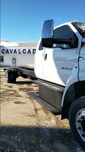 2025 Ford F650 Chassis Truck