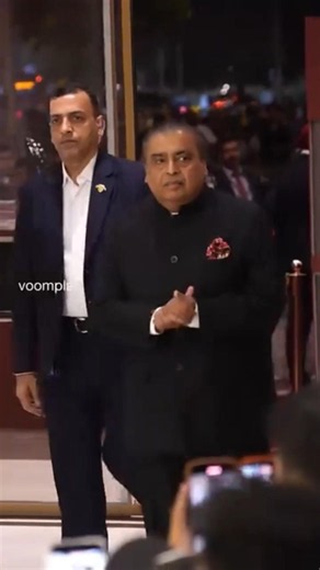 After all, how did a thief break into Mukesh Ambani's house? 😱 #mukeshambani #thief #shortvideo