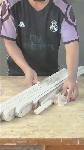 DIY Rustic Charm: Step-by-Step Guide to Crafting Your Own Reclaimed Wood Coffee Table! V.01