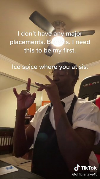 Mickey Mouse Rap House: Unleash Your Creativity!