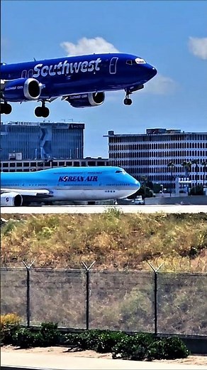 Korean Air 747 Taking Off at LAX - Up Close✈️💙