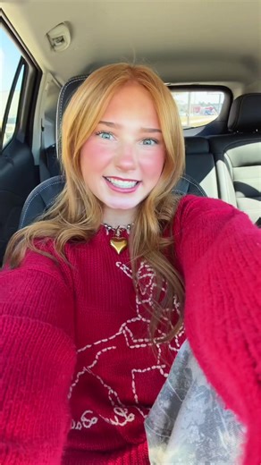 emma claire (@emma._claireee)’s videos with The End - Kings Of Leon