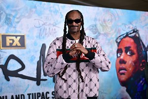 Snoop Dogg Celebrates 26th Wedding Anniversary With Cute Pics