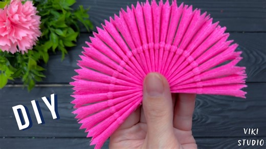 Crepe Paper Carnations Crepe Paper Decoration Ideas How to Make Crepe Paper Flowers #diycrafts #papercraft #crepepapercraft #crepepaperflower #craft | Origami Studio