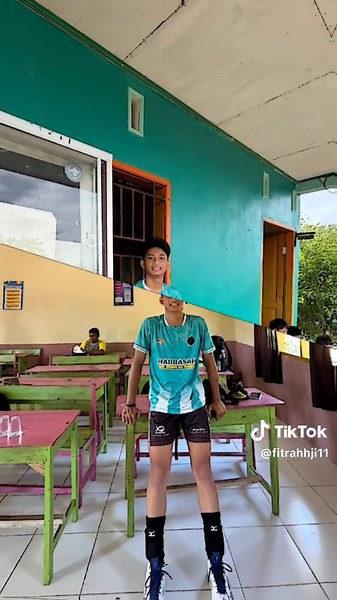 Anak Voli Terbang: Pelajaran Menggembirakan