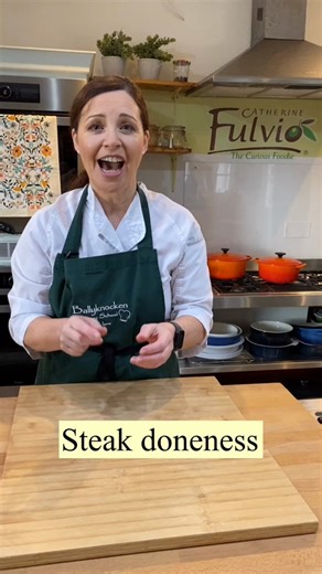 Steak doneness Do you struggle with checking the doneness of your steak? Well, here’s the easiest way to do it and you only need your hands. If you’re interested in more tips for cooking and to improve your knowledge, sign up for the online cookery course “Cook like a pro” on catherinefulvio.com/courses/cook-like-a-pro/ Next up – how to make the perfect mash Catherine Fulvio Ballyknocken House & Cookery School #tips #hack #cookeryschool #ballyknockencookeryschool #cookinghacks #quicklesson #kitc
