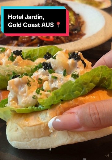 Best Restaurants in Surfers Paradise: Top Picks 🌟