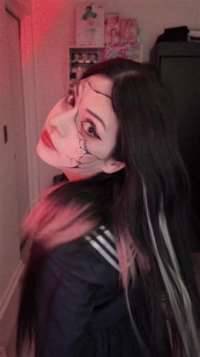 Realistic Halloween Makeup Inspired by Silent Hill