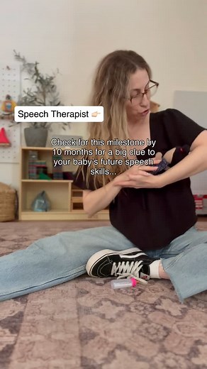 Melissa Minney: Baby & Toddler Speech & Language Expert on Instagram: "The first sign of strong speech is often overlooked... It’s babbling! Instead of just coos or squeals, you’ll want to hear repeated syllables like ba-ba-ba or da-da-da. This type of babbling (called “canonical babbling”) usually starts between 7–9 months and is a major predictor of future speech and language skills. Here’s why it matters: 🔑 Early sounds → crying, cooing, squeals, raspberries — are your baby experimenting wit