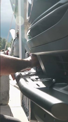 5 Minute DIY Install - Sprinter Front Bumper