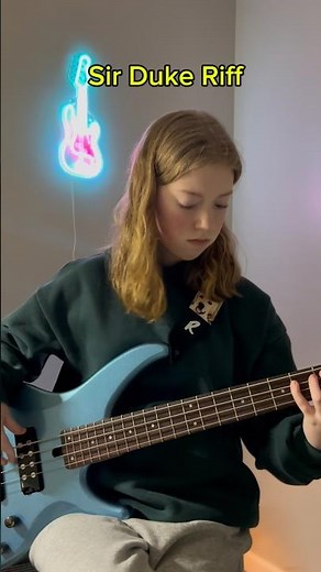 Sir Duke by Stevie Wonder bass riff #bassguitar #steviewondercover #sirduke #bassriff