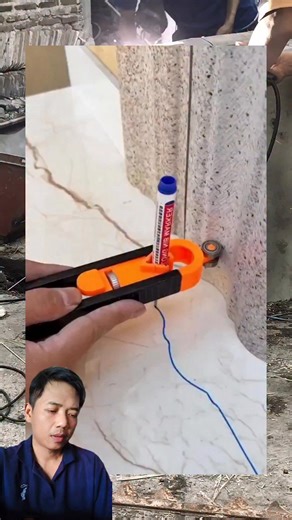 DIY precision profile scribing tool for perfect contouring👍🏼 ​#handytool #diyprojects #woodworkingtools #constructionhacks #innovativegears #profilereplicator #precisionwork #smarttools #homerepair #craftsmanship #fblifestyle | Mahir Art