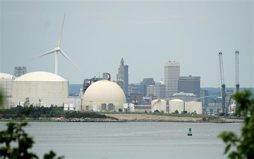 Should polluters pay for climate change impacts? This RI bill could make it happen.