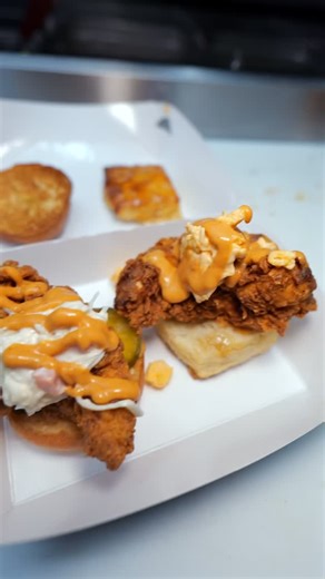 Fluffies Hot Chicken | Simply how it’s done the Fluffies way . 🌟📍171 Madison Ave, New York, NY 1001 📍47 Clinton St New York, NYC 📍252 S Summit Ave, Hackensack, NJ... | Instagram