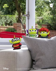 10K views · 247 shares | ¡Una gran aventura comienza! Estos pequeños Aliens están entre nosotros y se han disfrazado de tus personajes favoritos de Pixar. ¡Colecciónalos todos! 朗 | Mattel | Facebook