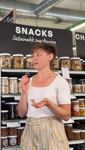 Did you know this? When you throw food in landfills, it doesn’t ever return to the soil or decompose. The lack of air flow means that it offgases methane, an extremely potent GHG. How can we avoid this? Check out the full video on our YouTube, but the short answer is: COMPOSTING 🪱🌾 And did you know that Nude Foods partners with 2 local compost services to give you easy access? Sign up for compost drop off at either of our locations, or get curbside service from our partners and get discounted 