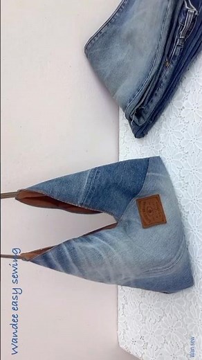 How to sew denim hobo bag tutorial #wandeeeasysewing #hobobag #jeansbagdiy