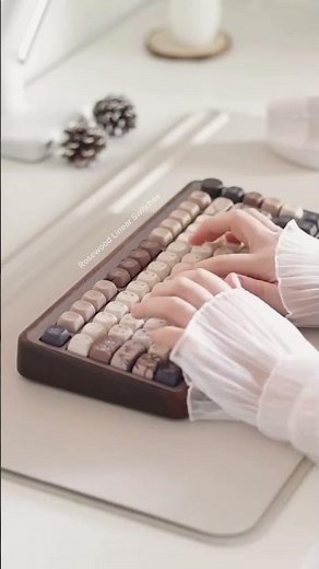 MU02 Wooden Keyboard Cozy Unboxing & Typing