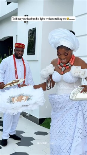 GOLDS_VUE || MOBILE VIDEOGRAPHER || CONTENT CREATOR IN NIGERIA🇳🇬 on Instagram: "Moments like this deserves to be captured exactly as they happen. Who else will notice the small details, the laughter, and the spontaneous moments if not someone dedicated to preserving them? That’s what I do,turning authentic moments into stories you can relive forever.❤️ My 2026 Brideyyys💃💃💃we are taking bookings. Kindly Send us a message to reserve your dates now😌 Let’s help you preserve your undiluted mome