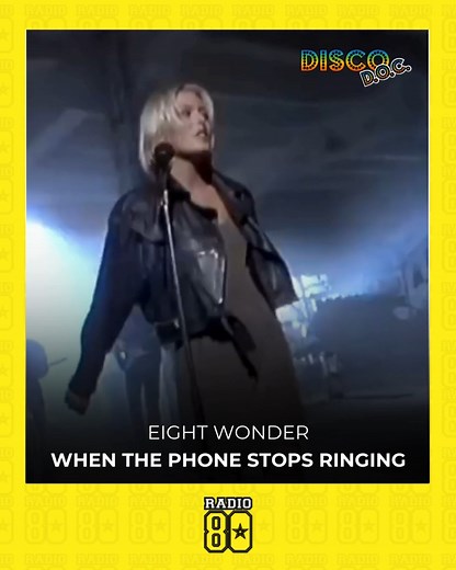 Eight Wonder – When The Phone Stops Ringing (1987). Il brano, scritto da Stock Aitken & Waterman e la grazia di Patsy Kensit, porta con sé tutto il fascino della pop-dance inglese. Con Disco D.O.C., Fabio De Magistris ci fa risentire quel momento perfetto. Alle 17.15 su Radio 80 💛😎 | Radio 80