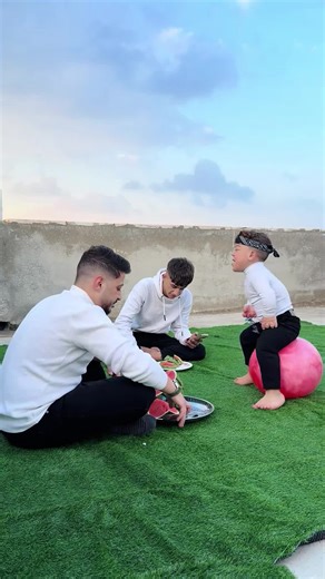 Funny prank with king Yahia 😂😂😂😂😂😂😂#usa#prank#funny#yahia#king#fyp#haha