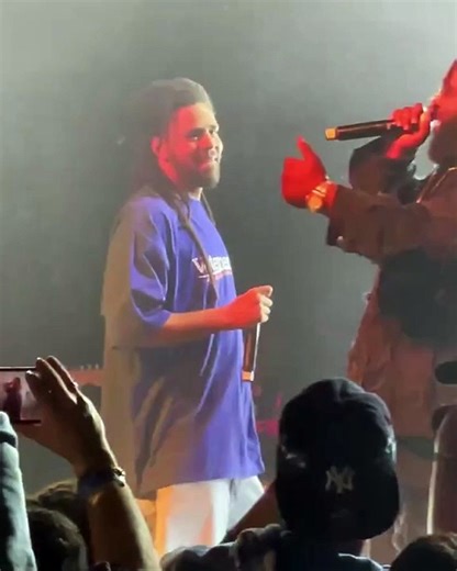 J. Cole forgets lyrics to "Tribe," while performing with Bas