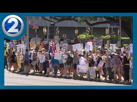 Record crowds rally across Hawaii for ‘No Dictators’ demonstrations