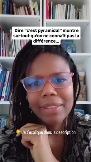 Eunice Wvk on Instagram: "👉 Entre une organisation pyramidale et un système pyramidal. Et dans le voyage, cette confusion est utilisée à tort et à travers. 🧠 Petit point clair : 🔺 Une organisation pyramidale, c’est une structure. Des niveaux, des rôles, des responsabilités. Exemples concrets 👇 ✔️ Salariat : stagiaire → employé → manager → direction → PDG ✔️ État : citoyens → administrations → ministres → gouvernement ✔️ École : élèves → profs → direction → rectorat ✔️ Agence de voyage : cons