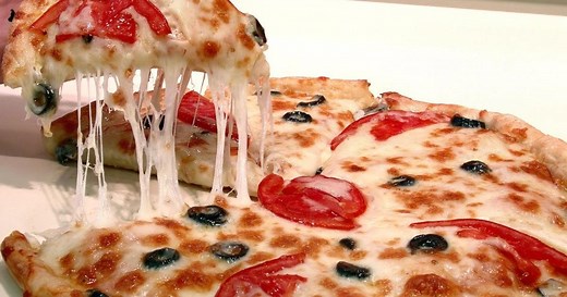 Top 10 Types of Pizza | Articles on WatchMojo.com