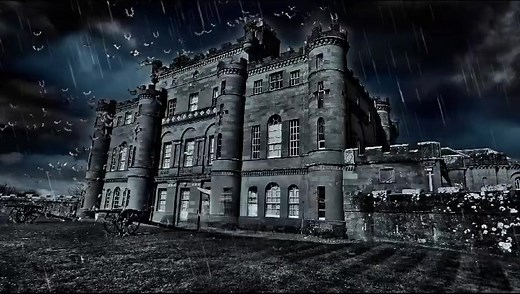‼️SOLD OUT‼️ Detectives! You’re under cover at Culzean Castle, possibly the most haunted castle in the whole of Scotland… maybe even the world!🏰👻 As well as the ghost legends within the caves below, or the phantom bagpiper whose mournful music haunts the night, or the ethereal maid and well-dressed gentleman that stalk the castle’s spiral staircase; now there are reports of a terrifying screaming spook in a kilt!🕵️‍♀️🌫 Could this be the ghost of a long-lost Laird of Culzean? A team of ghost