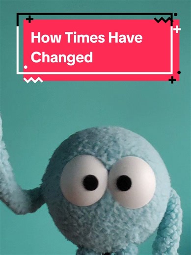 Doing some old TikTok trends I never got to do before the app goes away (possibly). Had to do this one for very obvious reasons. Remember when Dot used to look like this? #puppets #puppetry #puppetsoftiktok #miaspuppetcorner #dot #evolution #throwback #goodbyetiktok