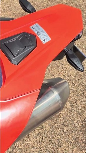 KTM 690 SMC R 2026 – Exhaust Sound 🔊 | Quick Rev Test