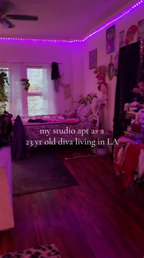 Stylish Studio Apartment Tour in Los Angeles