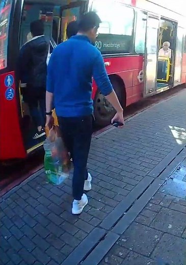 Walking in South London 🇬🇧 Bus Route at Morden Station ➡ London Underground