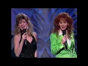 Does He Love You? - Reba McEntire and Linda Davis 1993