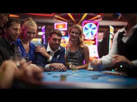 First Time Vegas Travel Guide - Ways to Save in 2026