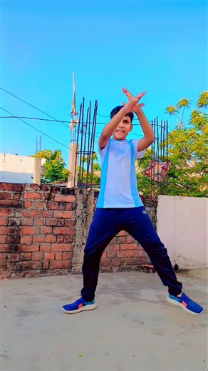 Shuffle dance🔥😎 #trending​​​​ #dance​​​​ #subscribe​​​​ #trendingshorts​​