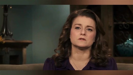 Kody Dumps Robyn For A RICH New Wife – Fans STUNNED At His Next Move! ||Highlights Kody Brown has shocked Sister Wives fans once again! Rumors are spreading that Kody is preparing to marry a wealthy new woman, leaving Robyn completely devastated. Viewers are stunned as reports claim Robyn has been kicked out of the house while Kody chases financial security through his shocking marriage plans. Is this Kody’s most desperate move yet, or just another Sister Wives twist for attention? From secret b