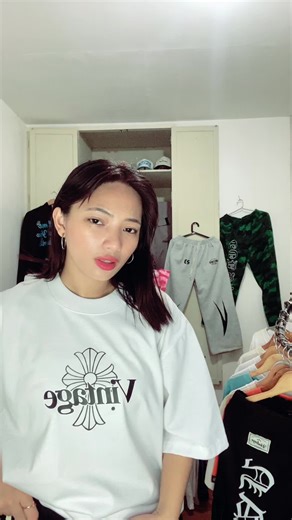 Dami mo namang love🙈👀HINDIII AHHH “CULTURE TEES” LANG YAN😩🥵Available na Naman sa Yellow Basket 💯🔥#fyp #tiktok #foryou #foryoupage #clothing