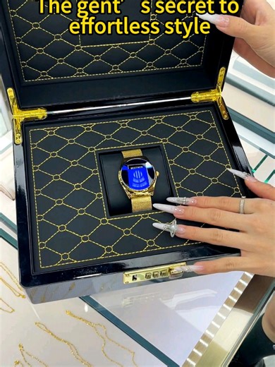 Elevate your look with one simple piece #BritishWatchCraft #luxuryforhim #menswatchessential #premiumtimepiece #UKStyleIcon