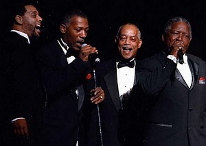 THIS MAGIC MOMENT (EN ESPAÑOL) - The Drifters - LETRAS.COM