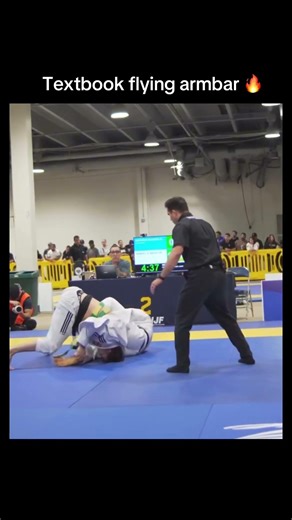 Samuel Nagai with a textbook flying armbar 🔥