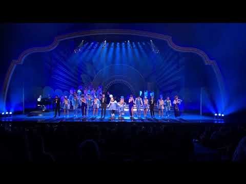 Full show Mickey Christmas Big Band