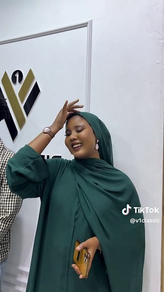 Walaasheen najuu araale ayaa maanta nasoo booqatay sharaf gaara ayee nooo tahay dhiira galinteeda iyada iyo asxaabteeda #v1classic #mogadishomall #xamarwayne @kashka32 @Goat Geesey🐐🇸🇴 @XASAN YARE7🫶🫡🙏🇸🇴🇸🇴🇸🇴 @Malabo🌸✨👸🏼