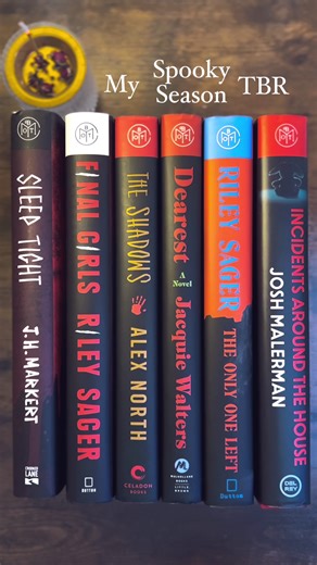 Yall this took way too long to edit so if this flops imma cry #fyp #foryou #booktok #bookofthemonth #botm #notsponsored #notsponsoredbutshouldbe #spookyseason #spookyreads #spookybooks