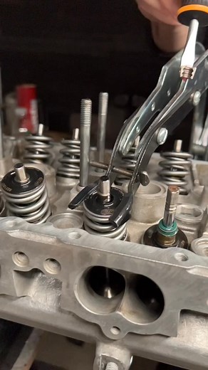 How to install melling valve keepers #mechanical #tips #tricks #easily #mechanicalengineering #information | Mahar Mujahid