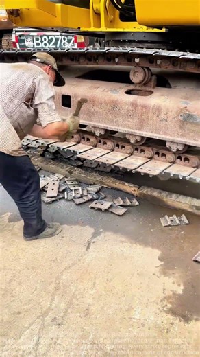 Excavator Track Pad Replacement